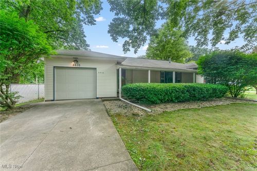 3510 E Heights St Se, Warren, OH, 44484-2722 | Card Image