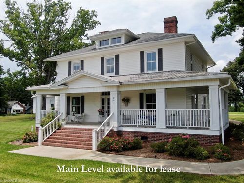 b-207 W Main Street, Pilot Mountain, NC, 27041 | Card Image
