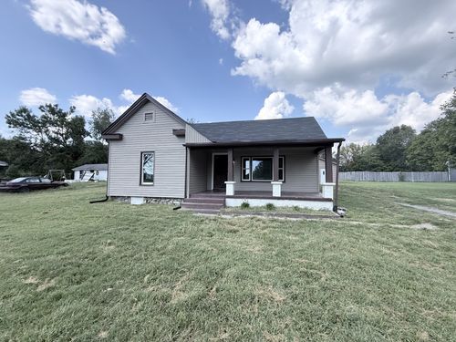 2545 W Mount Vernon Rd, Bethpage, TN, 37022-9122 | Card Image