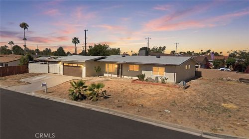 6638 Park Ave, Rialto, CA, 92376-2627 | Card Image