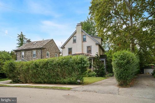 518 Merwyn Rd, NARBERTH, PA, 19072-2317 | Card Image