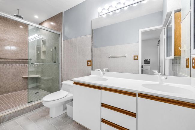 19820 Kingston Dr, House other with 4 bedrooms, 3 bathrooms and null parking in Cutler Bay FL | Image 16