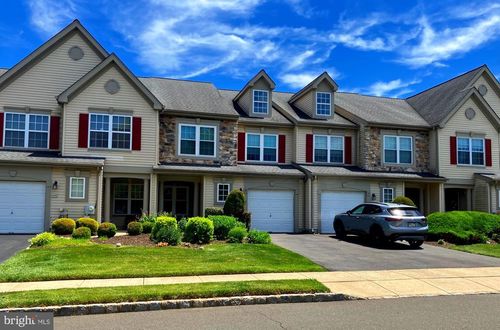 204 Carrington Ct, WARWICK, PA, 18974-6109 | Card Image