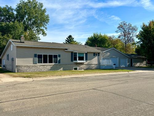 310 Deerwood Avenue Nw, Wadena, MN, 56482 | Card Image