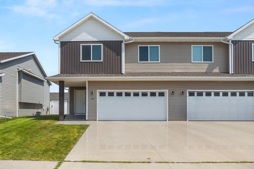 1319 13th St W, West Fargo, ND, 58078-4811 | Card Image