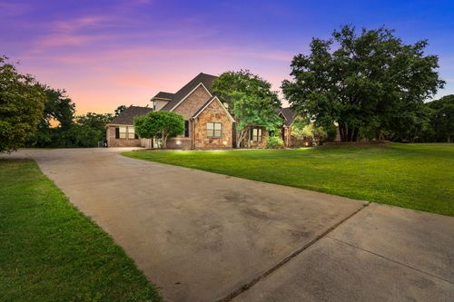 7348 Brady Oaks Dr, Fort Worth, TX, 76135-9052 | Card Image