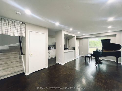 73-2350 Grand Ravine Dr, Oakville, ON, L6H6E2 | Card Image