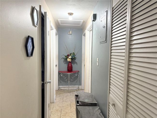 4209 E Hanna Ave, House other with 3 bedrooms, 1 bathrooms and null parking in TAMPA FL | Image 8