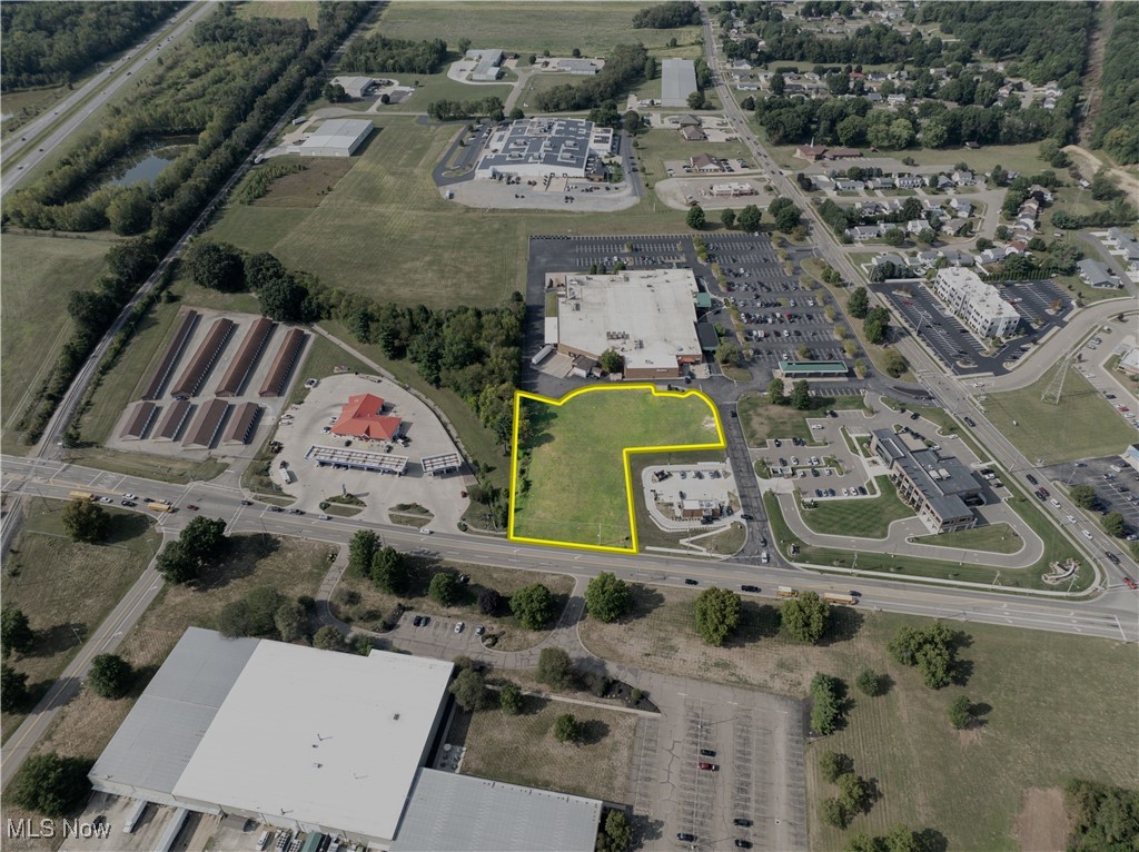 187 W Ohio Ave, Dover, OH 44622