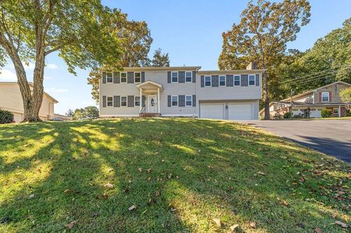 9006 Kesler Ln, Chattanooga, TN, 37421-4613 | Card Image