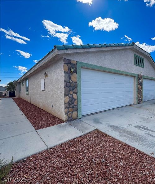 3-421 E Comstock, Pahrump, NV, 89048 | Card Image