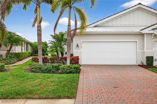 14835 Edgewater Cir, NAPLES, FL, 34114-8975 | Card Image
