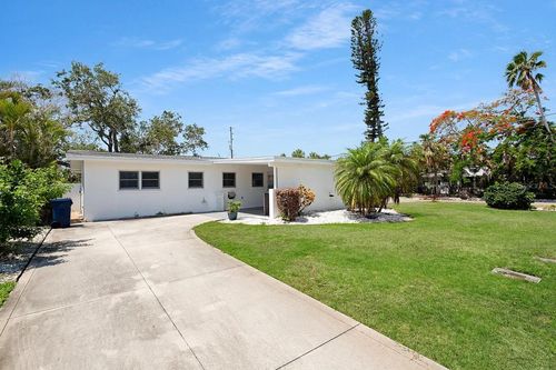 301 41st Ave, ST PETE BEACH, FL, 33706-2615 | Card Image