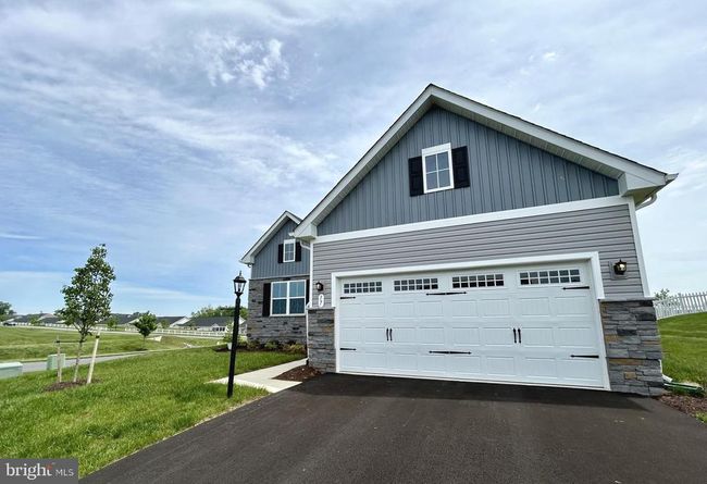 17 Perspective Pl, House other with 3 bedrooms, 3 bathrooms and null parking in HEDGESVILLE WV | Image 52