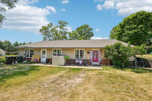 1037 Carriage Ct, Palmyra, WI, 53156 | Card Image