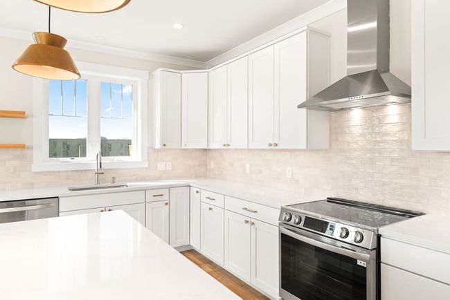 395 Commodore Dr, House other with 3 bedrooms, 3 bathrooms and null parking in Vergennes VT | Image 41