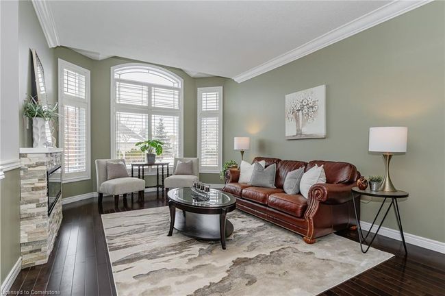 5 - 19 Simmonds Dr, Townhouse with 2 bedrooms, 4 bathrooms and 4 parking in Guelph ON | Image 7