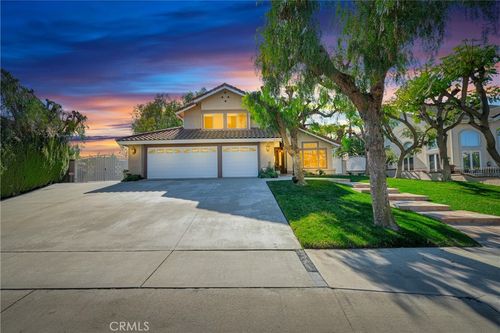 911 Monica Way, Walnut, CA, 91789-4464 | Card Image