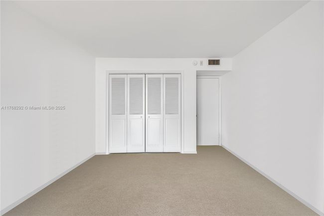 APT-1804 - 3031 N Ocean Blvd, Condo with 2 bedrooms, 2 bathrooms and null parking in Fort Lauderdale FL | Image 13