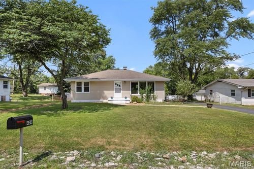409 Edgewood Dr, Belleville, IL, 62223-4006 | Card Image