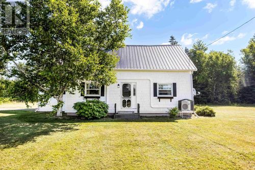 3412 T-C Hwy 1 W, South Pinette, PE, C0A1R0 | Card Image