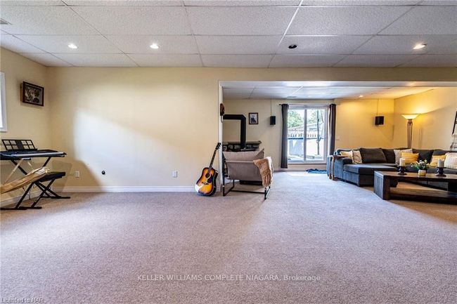3617 Weinbrenner Rd, House other with 4 bedrooms, 2 bathrooms and 7 parking in Niagara Falls ON | Image 23