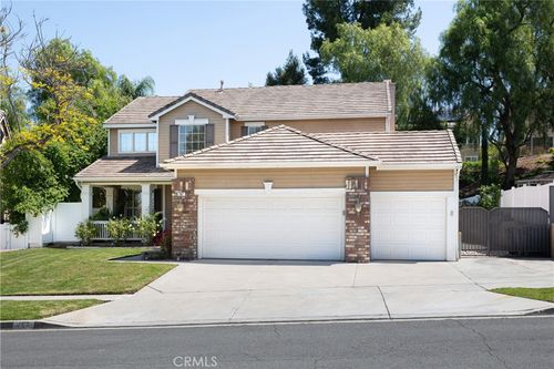 767 Ochee Cir, Corona, CA, 92879-8571 | Card Image