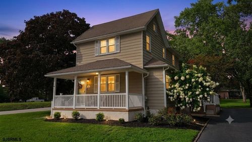 131 N 1st Rd, Hammonton, NJ, 08037-3129 | Card Image