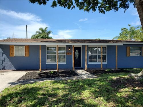 2414 1st Pl Sw, Vero Beach, FL, 32962-3311 | Card Image