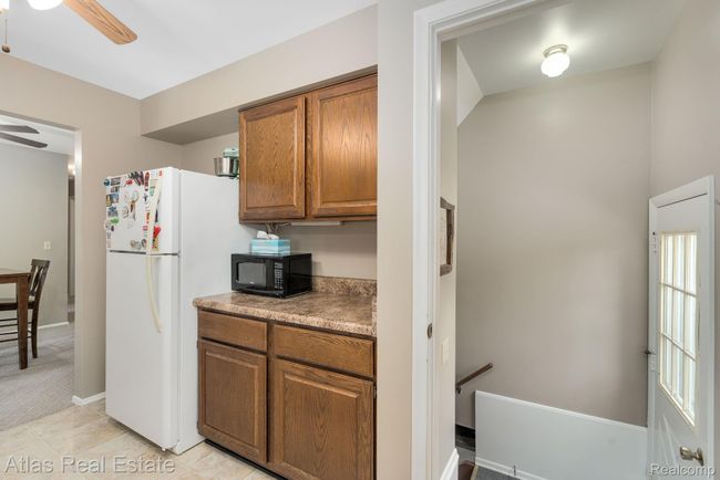 32-web-or-mls-Interiors (13 of 36).jpg | Image 25