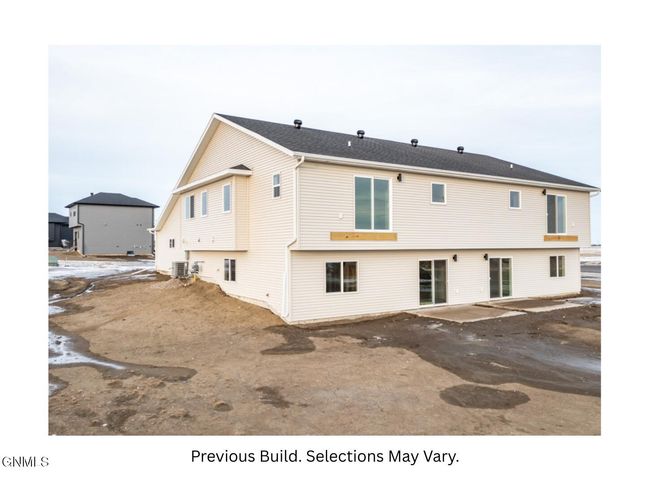 5511 Davies Drive, Townhouse with 2 bedrooms, 2 bathrooms and null parking in Bismarck ND | Image 31