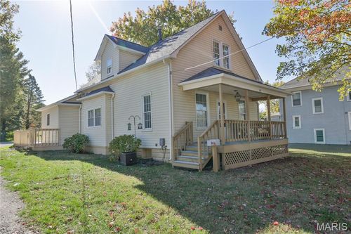 402 W Mechanic St, Hillsboro, IL, 62049-2047 | Card Image