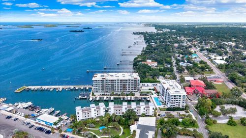 401-900 N Osceola Ave, Clearwater, FL, 33755-3056 | Card Image