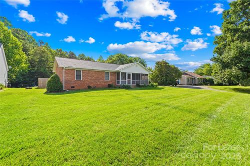 13715 Mayes Rd, Huntersville, NC, 28078-5036 | Card Image