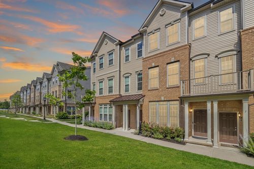 11 Leahy Dr, Wood Ridge, NJ, 07075-2444 | Card Image
