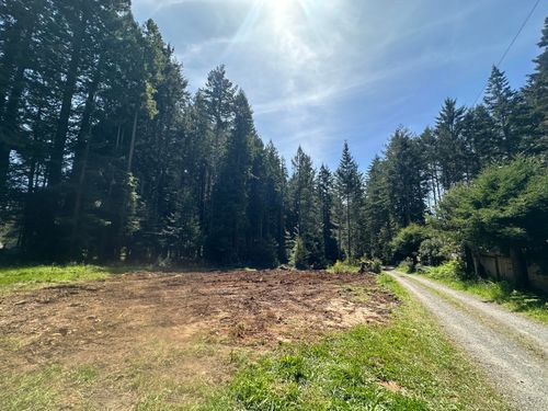 000 Mitchell Road, Eureka, CA, 95503 | Card Image