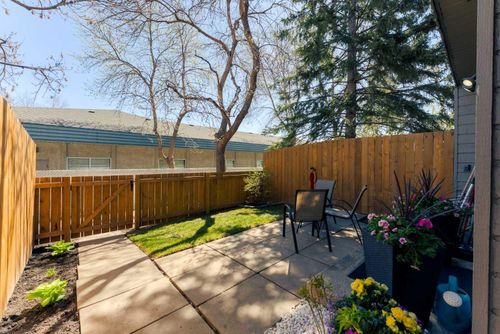 23-420 Grier Ave Ne, Calgary, AB, T2K5X6 | Card Image
