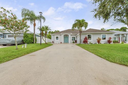 479 Nw Sunflower Pl, Jensen Beach, FL, 34957-3536 | Card Image