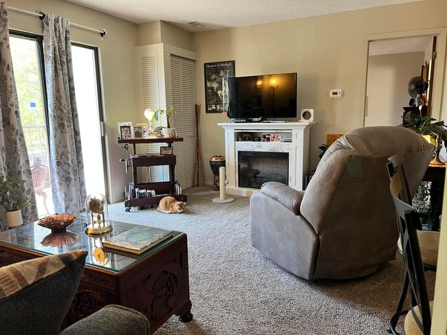 APT-309 - 4141 Karl Rd, Condo with 2 bedrooms, 2 bathrooms and null parking in Columbus OH | Image 8