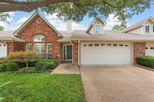 95 Village Cir, Waco, TX, 76710-2580 | Card Image