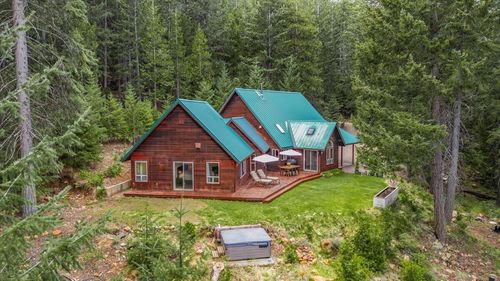 4110 Red Fir Loop, Weed, CA, 96094 | Card Image