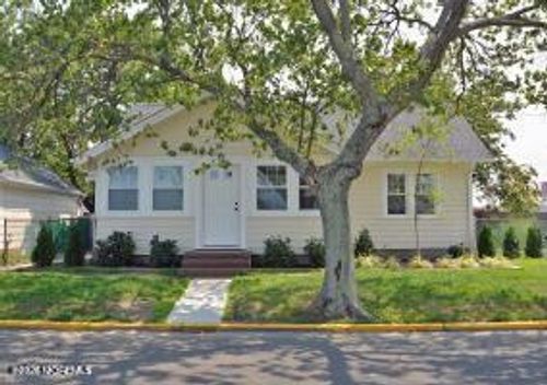 54 Boston Ave, Point Pleasant Beach, NJ, 08742-2666 | Card Image