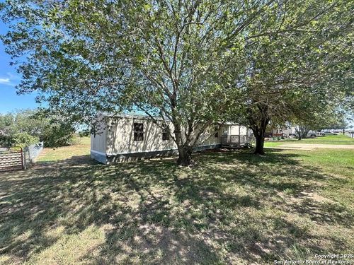 2907 Southern Breeze, Hondo, TX, 78861-3818 | Card Image