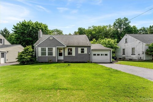 107 Cook Dr, Baldwinsville, NY, 13027-9112 | Card Image
