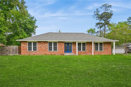 208 Country Club Blvd, Slidell, LA, 70458-1309 | Card Image
