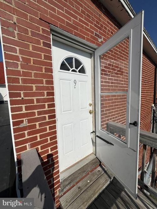 apt-9-44 S Loudoun St, WINCHESTER, VA, 22601-4753 | Card Image