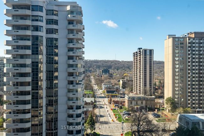 PH3 - 150 Main St W, Condo with 2 bedrooms, 2 bathrooms and null parking in Hamilton ON | Image 21