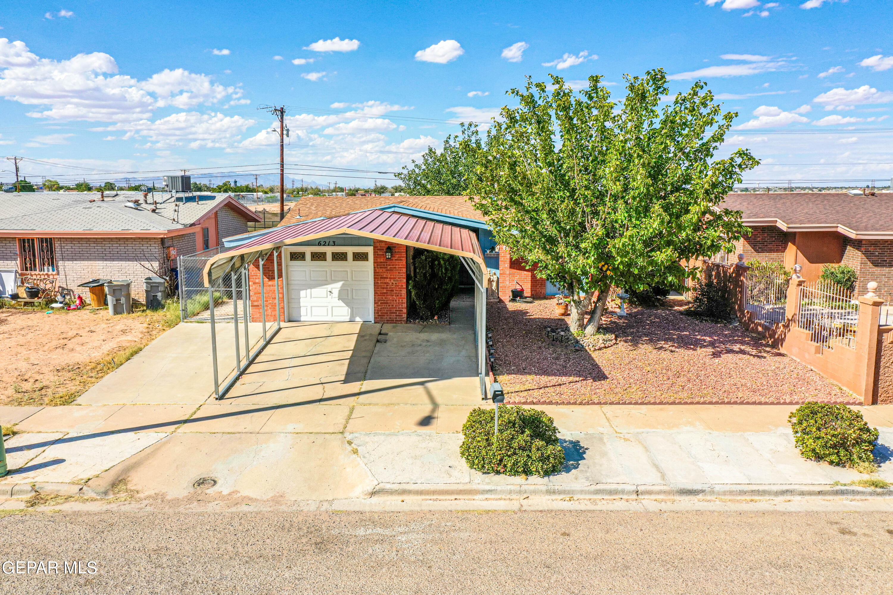 Impala Ave, El Paso, TX 79924