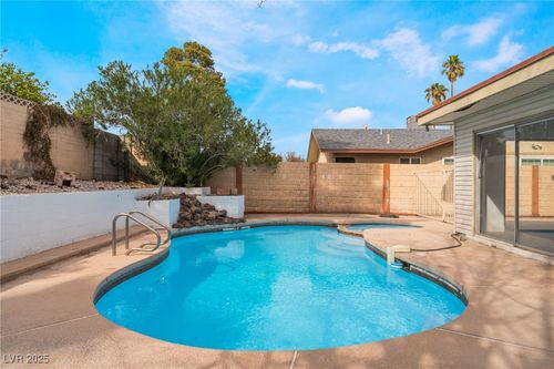 804 Vincent Way, Las Vegas, NV, 89145-6161 | Card Image