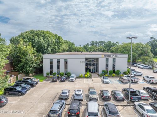 135-315 S College Rd, Lafayette, LA, 70503-3212 | Card Image
